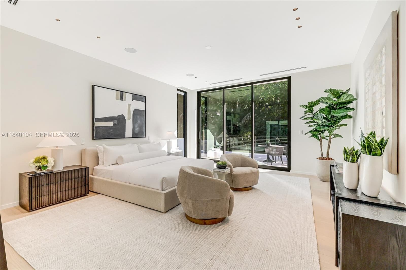 3860 Little Ave, Miami FL 33133 — 11