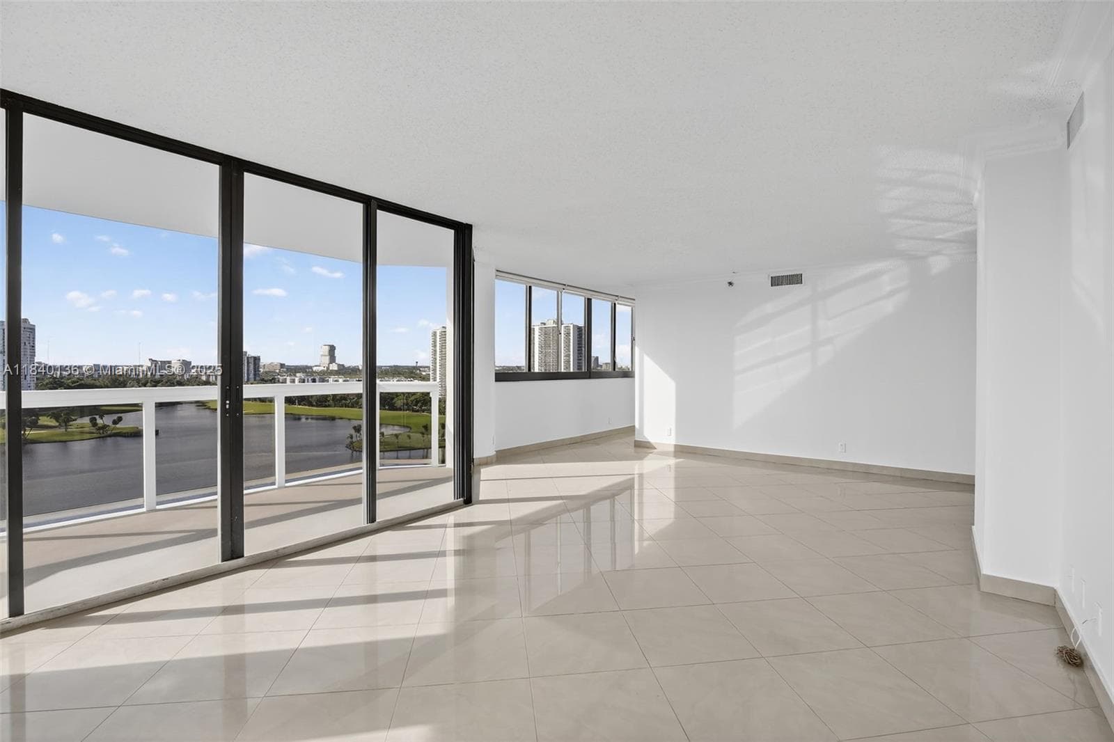 20185 E Country Club Dr # 1405, Aventura FL 33180 — 2