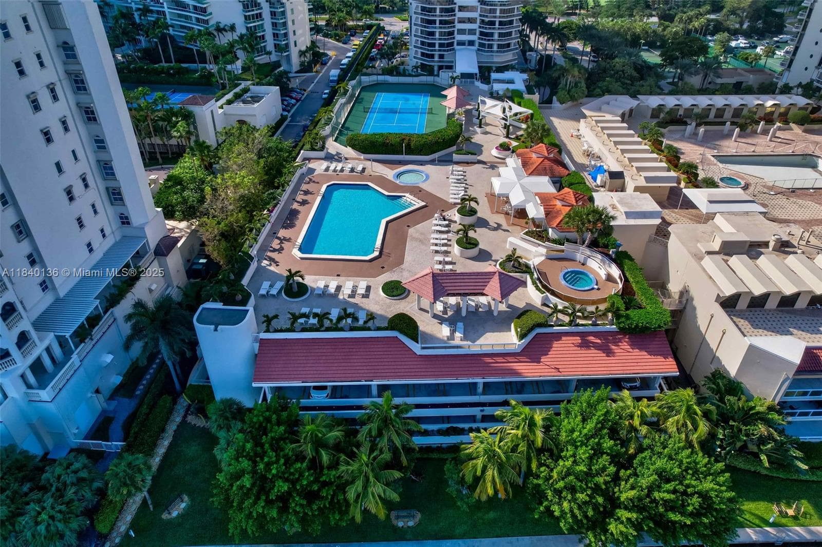 20185 E Country Club Dr # 1405, Aventura FL 33180 — 57