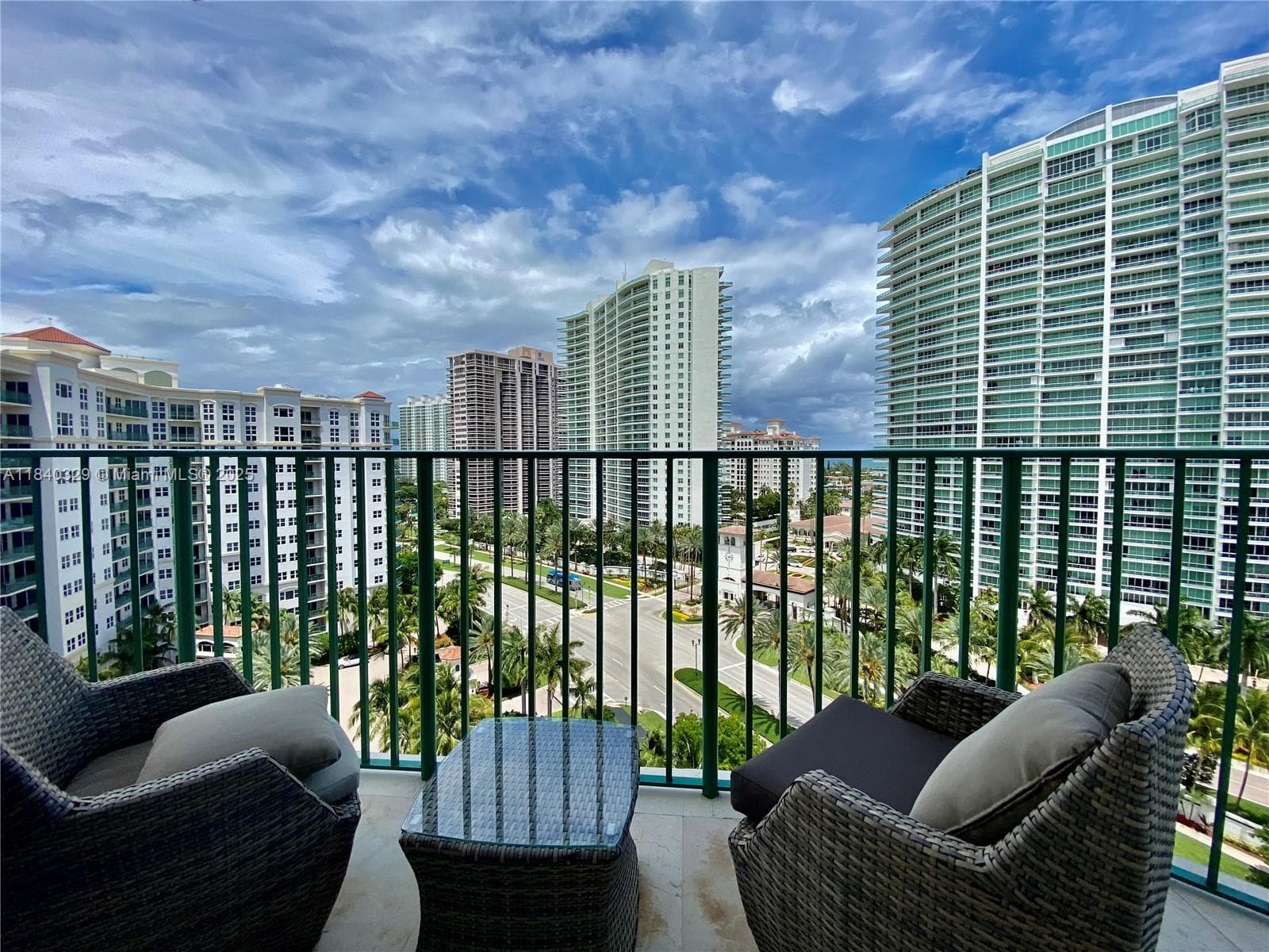 19900 E Country Club Dr # 1220, Aventura FL 33180 — 23