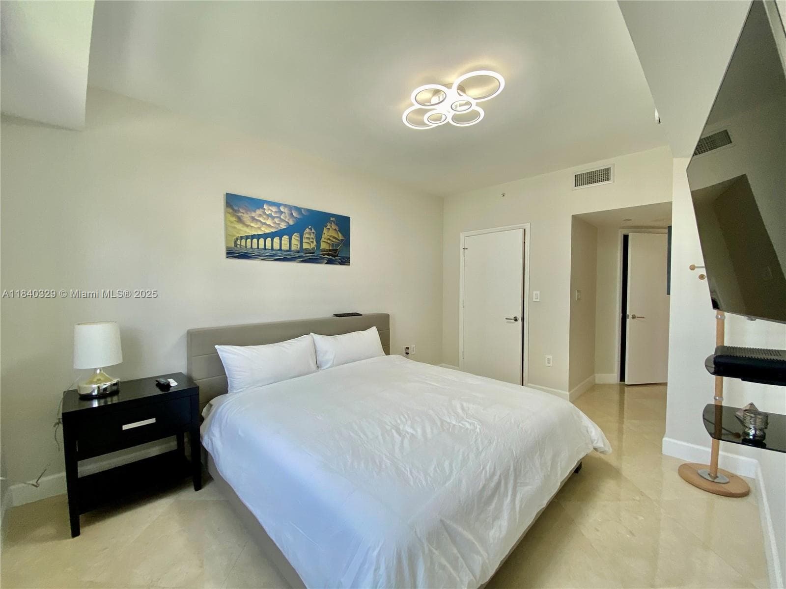 19900 E Country Club Dr # 1220, Aventura FL 33180 — 17