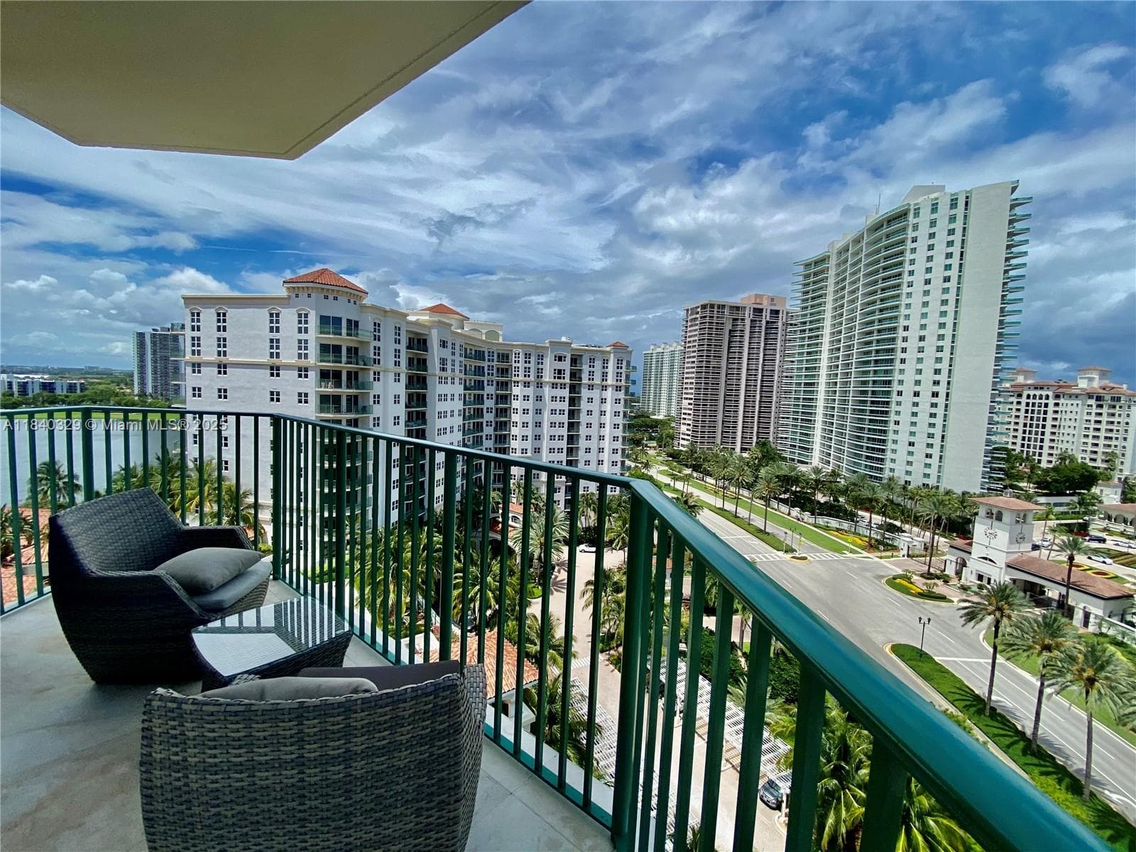 19900 E Country Club Dr # 1220, Aventura FL 33180 — 24