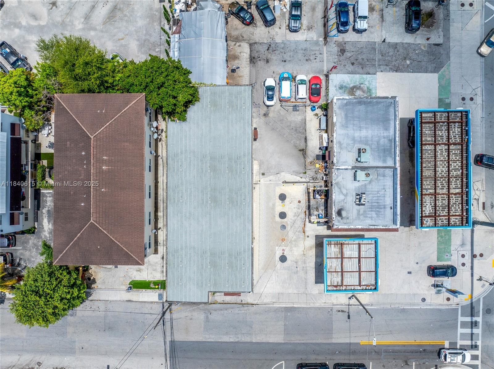 999 W Flagler St, Miami FL 33130 — 34