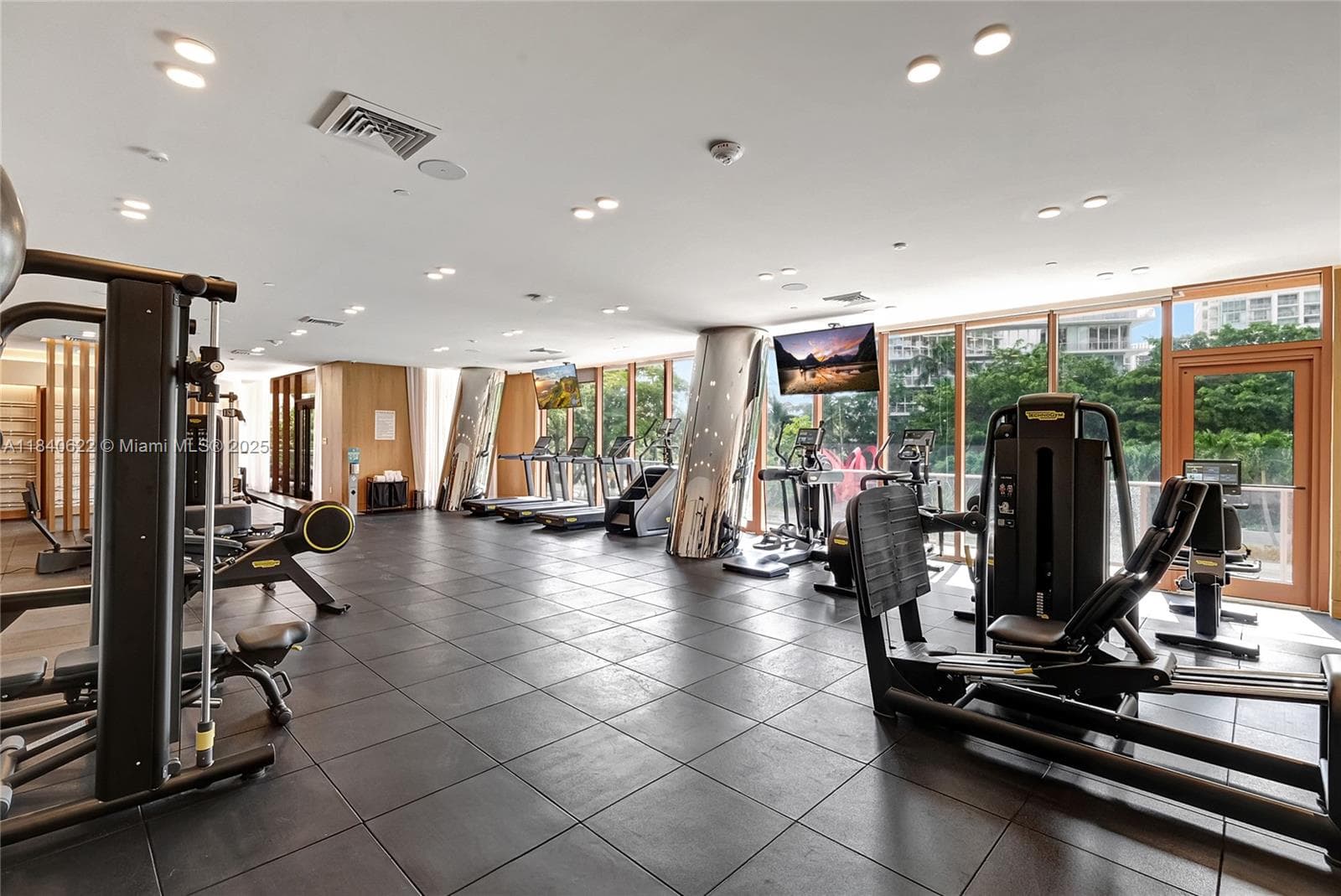 2655 S Bayshore Dr # 1401, Miami FL 33133 — 73