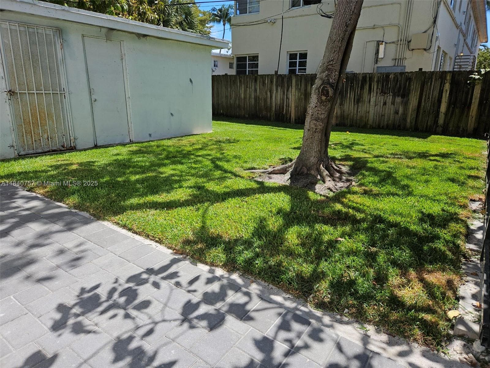 950 79th Ter, Miami Beach FL 33141 — 8