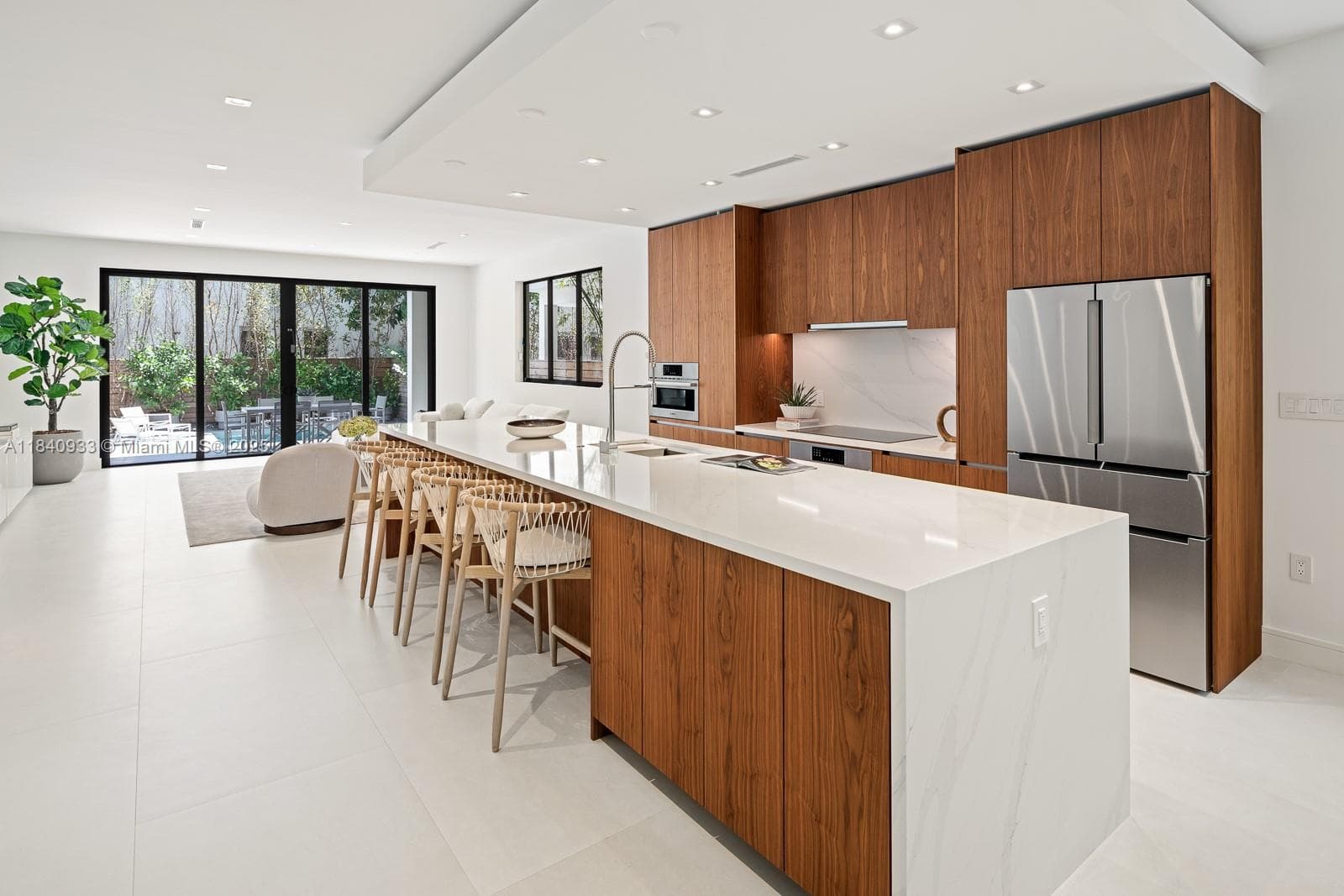 2984 Coconut Ave, Coconut Grove FL 33133 — 4
