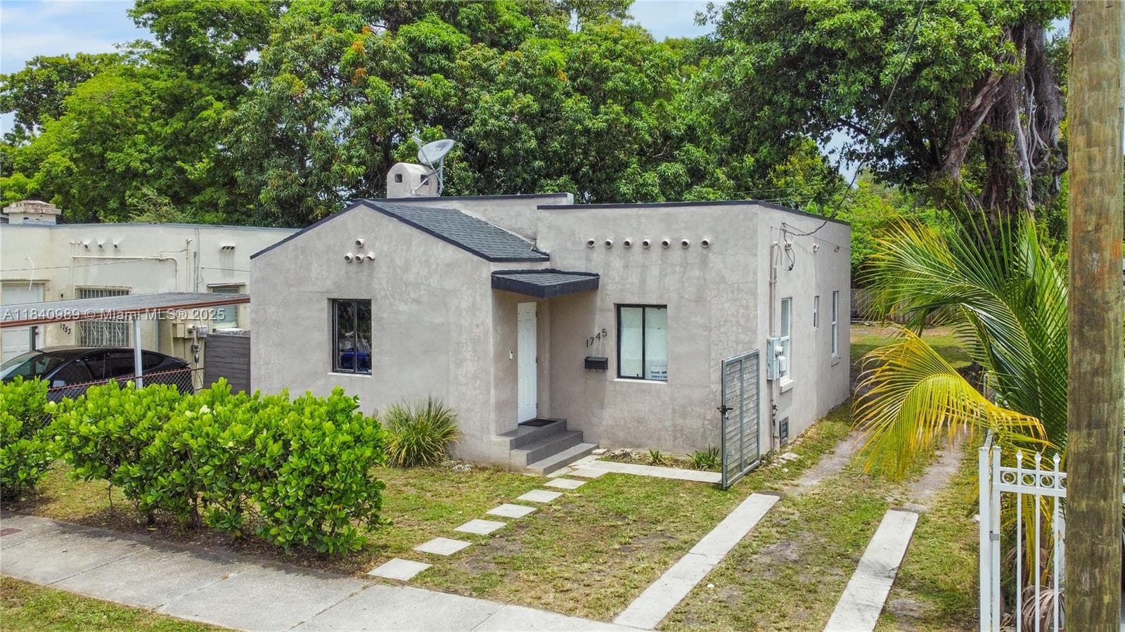 1745 NW 49th St, Miami FL 33142 — 24
