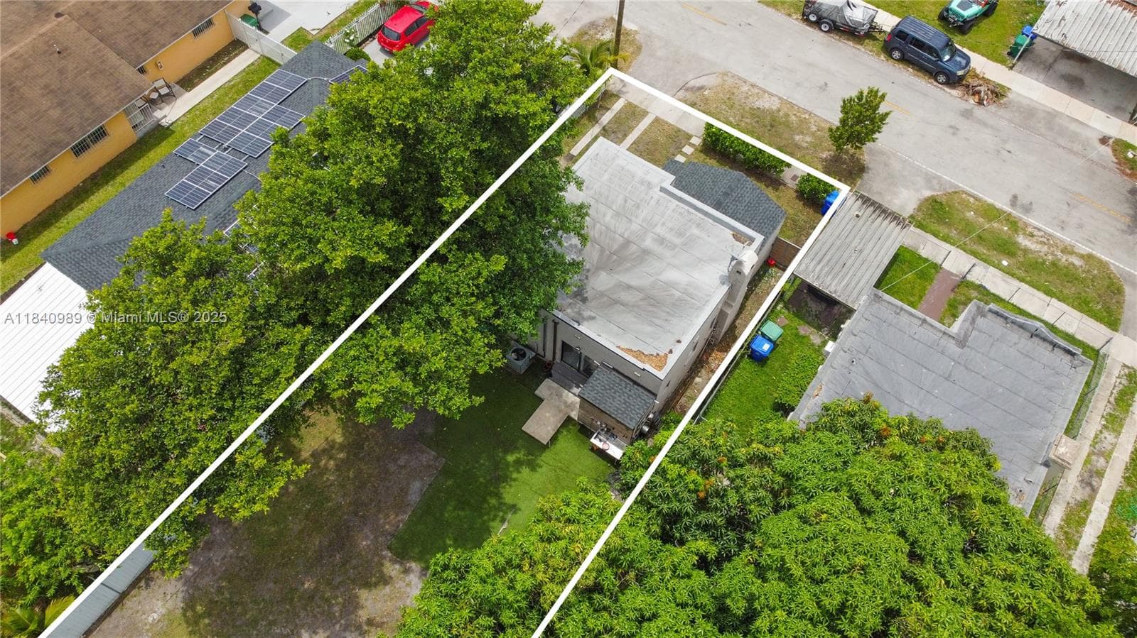 1745 NW 49th St, Miami FL 33142 — 30
