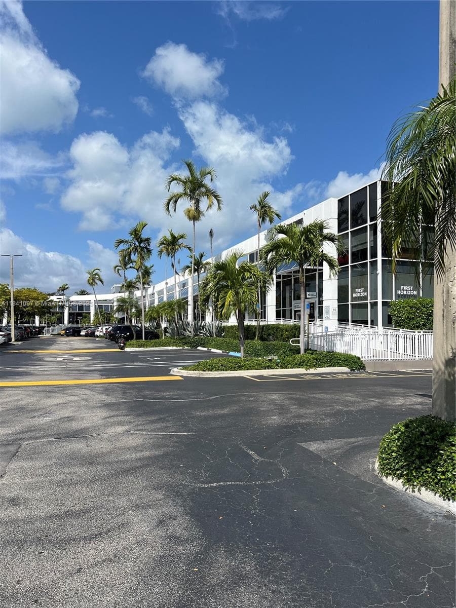 260 Crandon Blvd # A51, Key Biscayne FL 33149 — 4