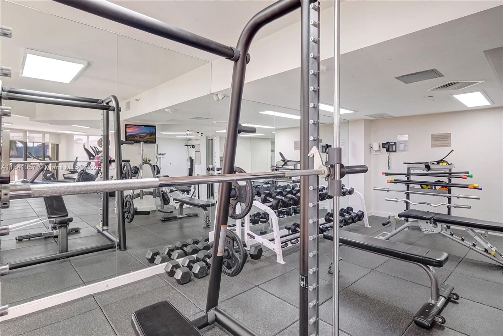 20185 E Country Club Dr, Aventura FL 33180 — 67