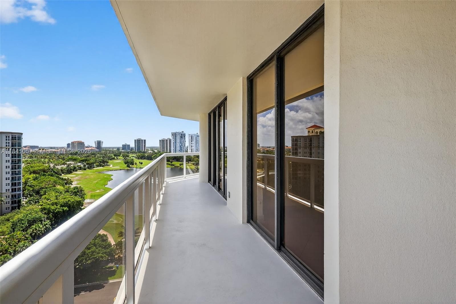20185 E Country Club Dr, Aventura FL 33180 — 44