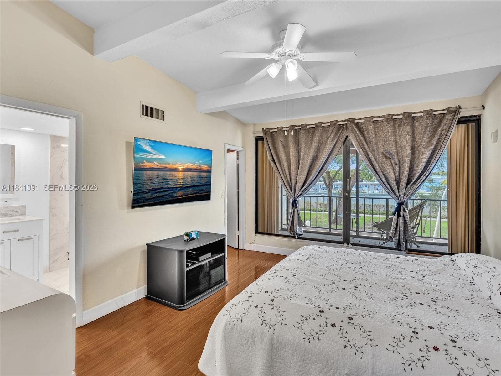 19200 NE 25th Ave # 323C, Miami FL 33180 — 43