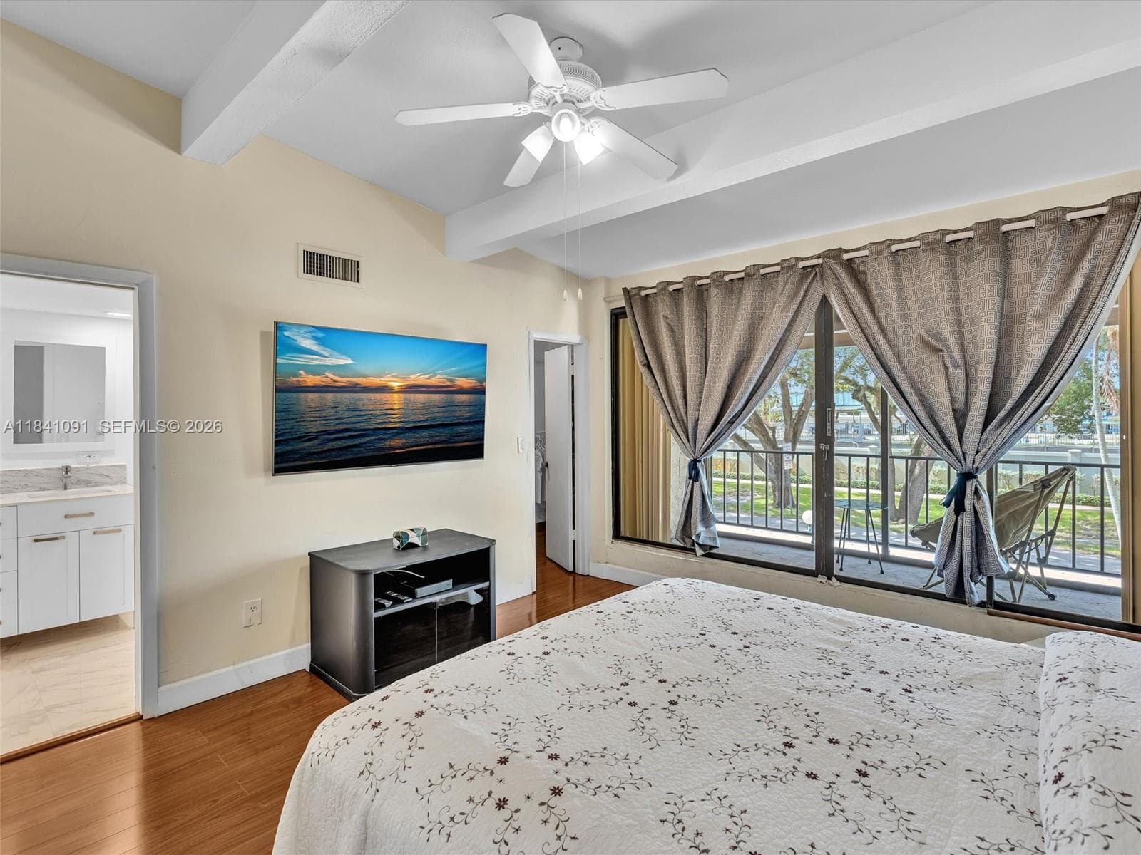 19200 NE 25th Ave # 323C, Miami FL 33180 — 44