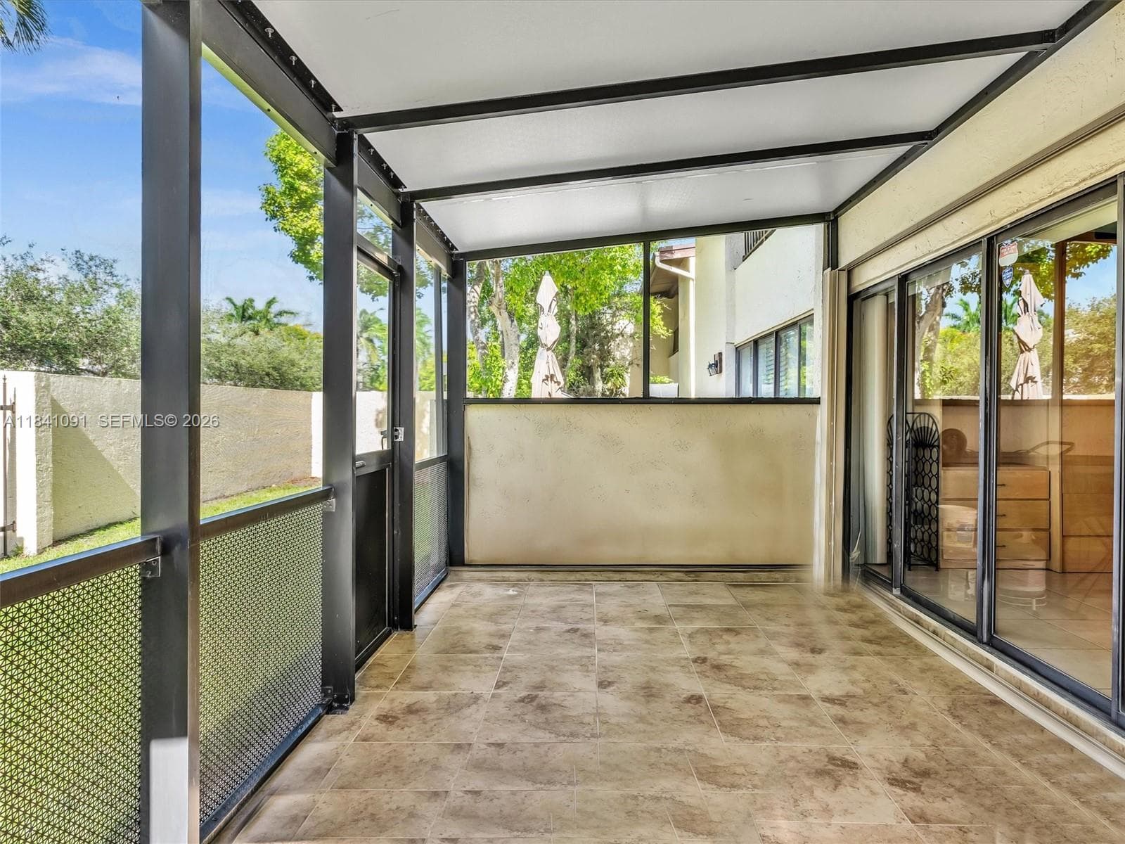 19200 NE 25th Ave # 323C, Miami FL 33180 — 35