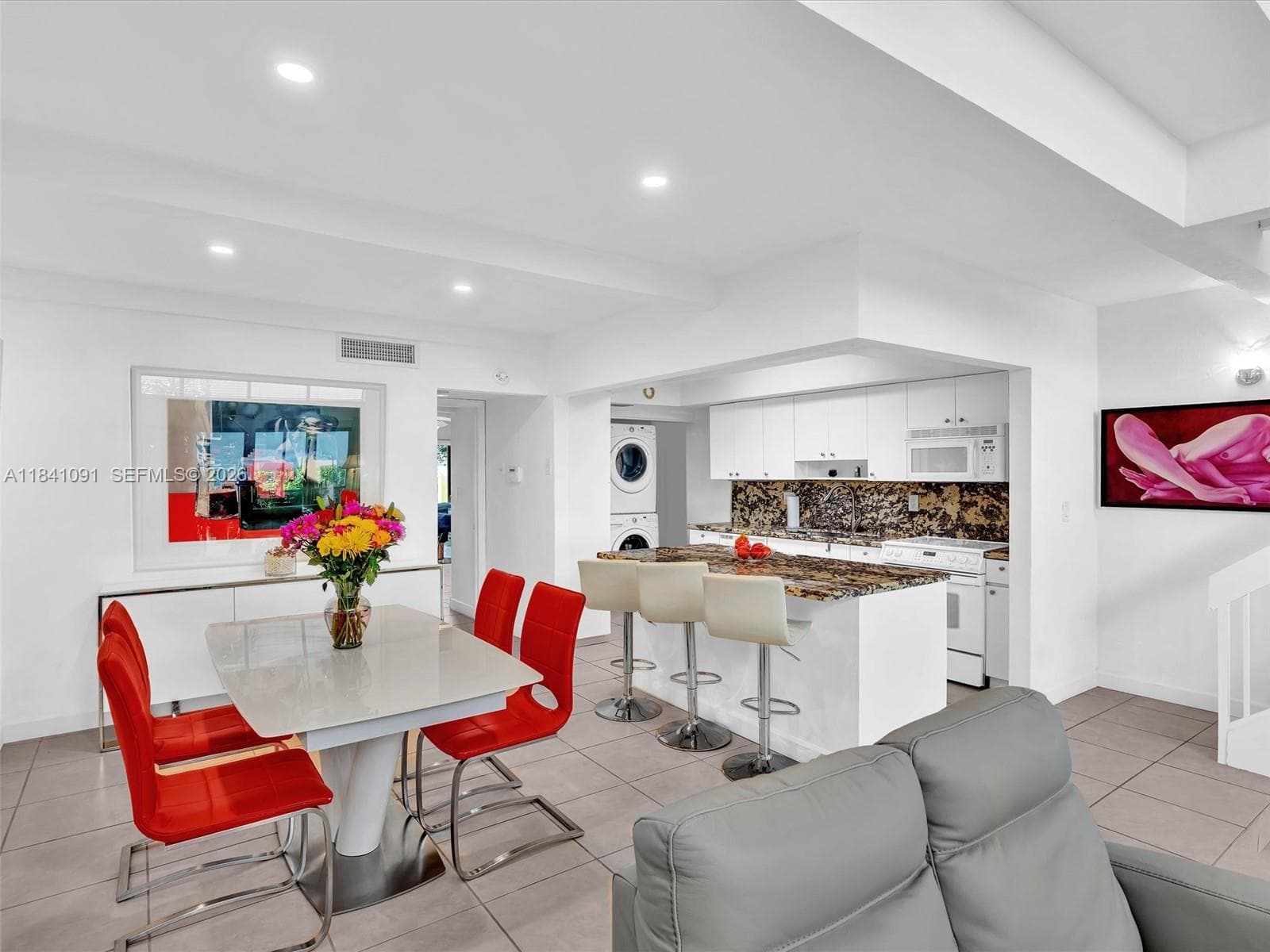 19200 NE 25th Ave # 323C, Miami FL 33180 — 25