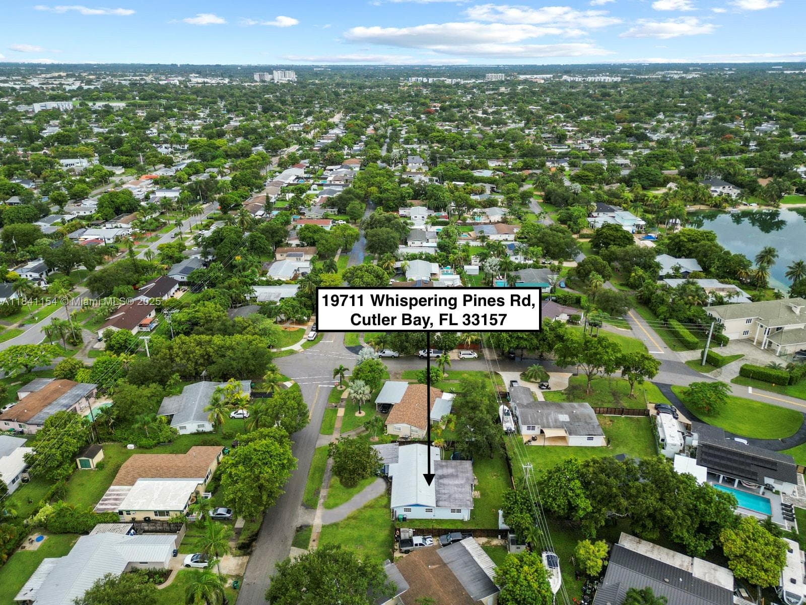 19711 Whispering Pines Rd, Cutler Bay FL 33157 — 35