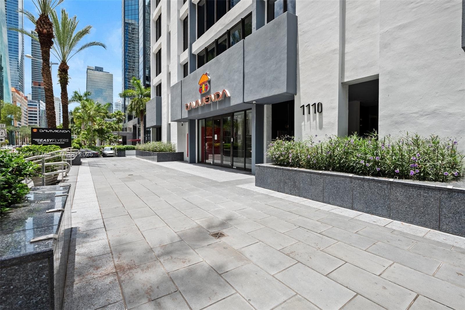 1110 Brickell Ave # 609B, Miami FL 33131 — 2