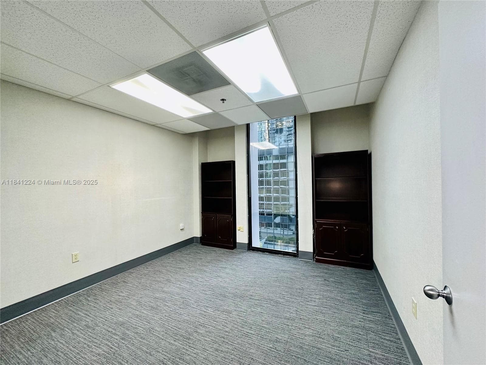 1110 Brickell Ave # 609B, Miami FL 33131 — 16