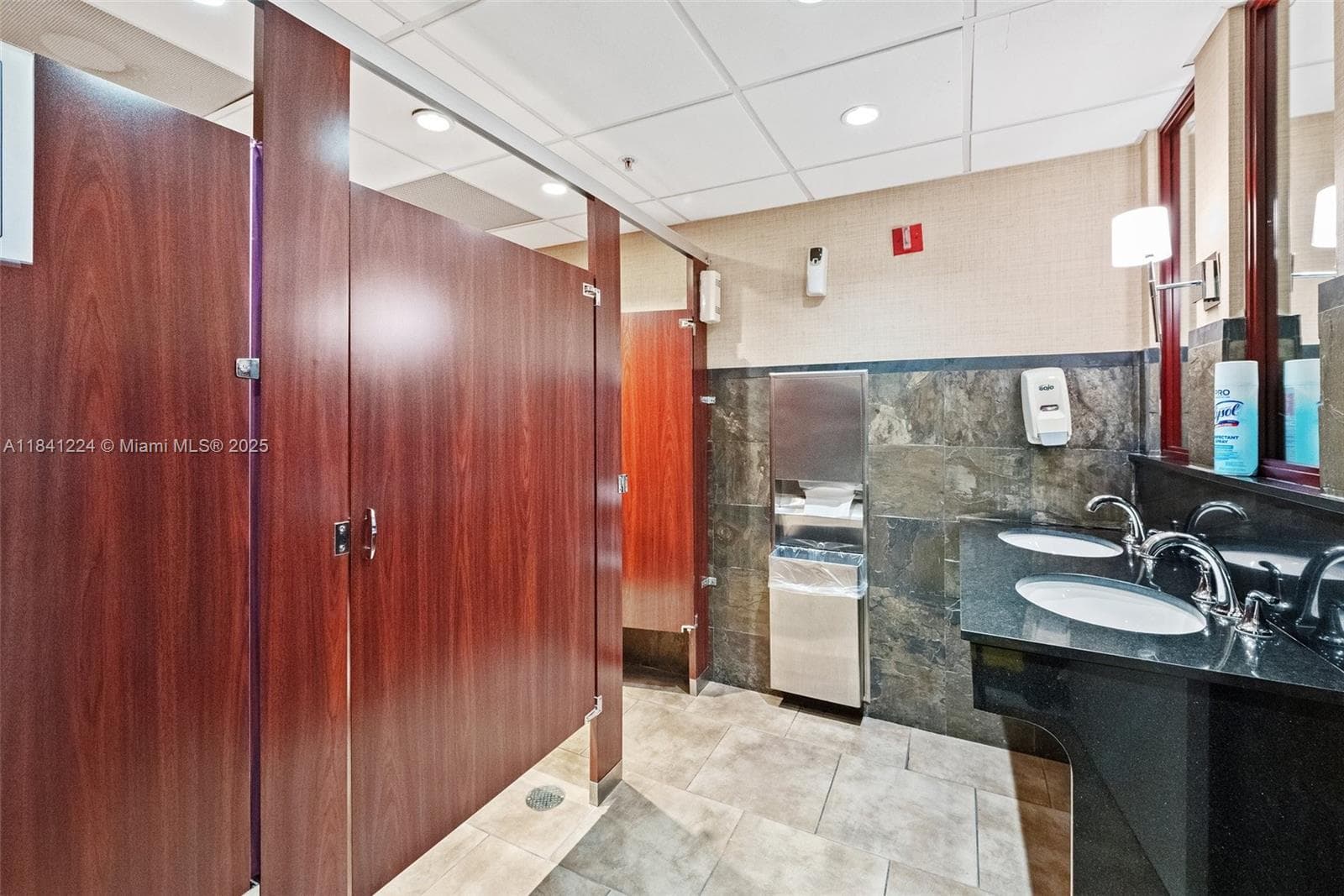 1110 Brickell Ave # 609B, Miami FL 33131 — 22