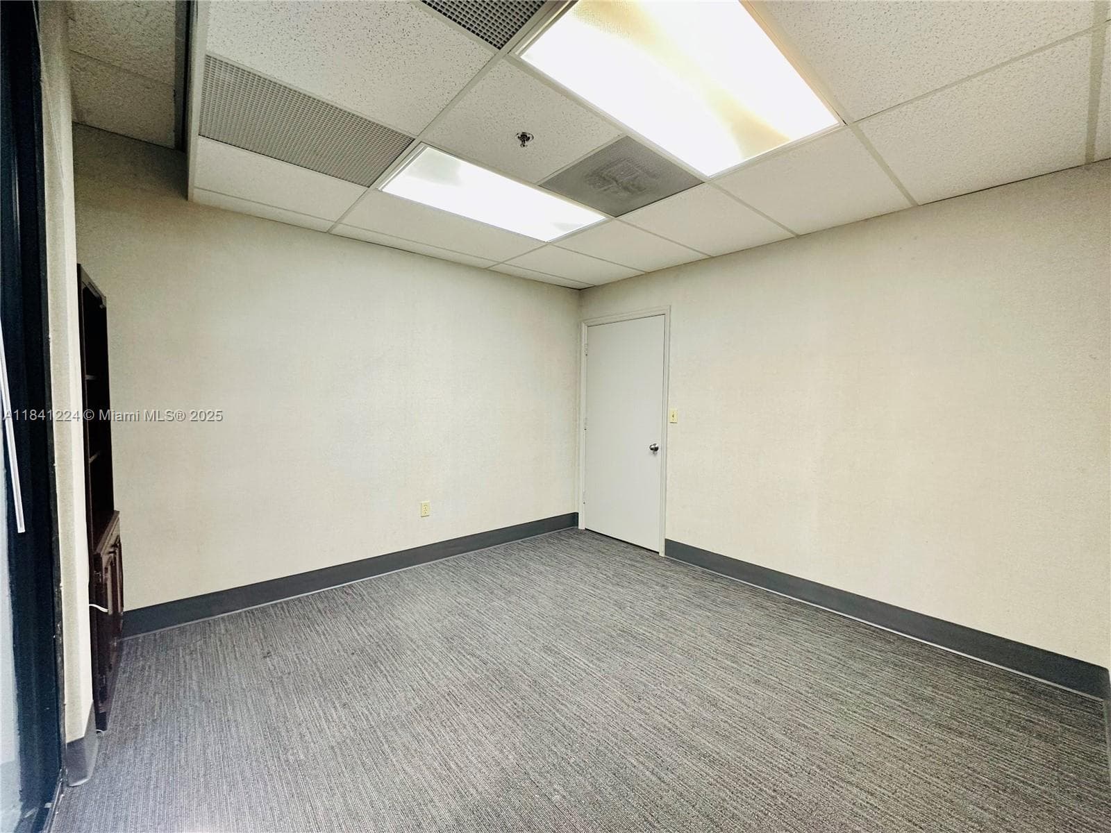 1110 Brickell Ave # 609B, Miami FL 33131 — 18