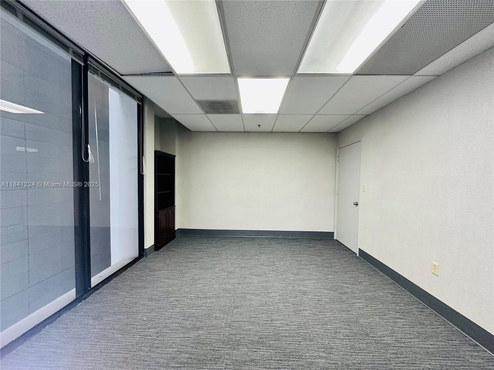 1110 Brickell Ave # 609B, Miami FL 33131 — 15