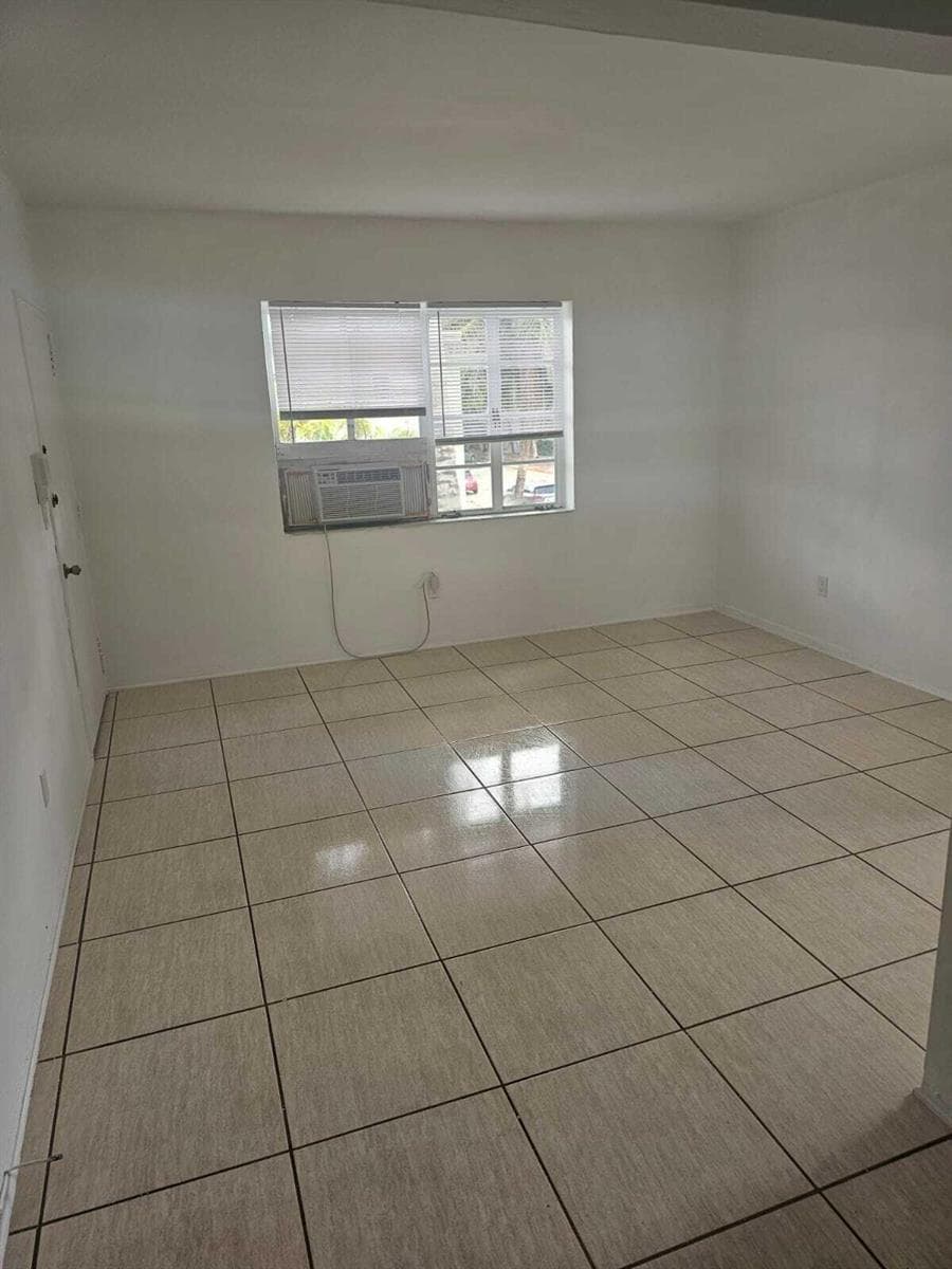 630 84th Street # 28, Miami Beach FL 33141 — 4