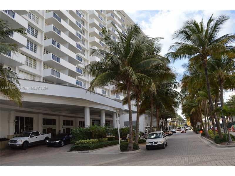 100 Lincoln Rd # 1601, Miami Beach FL 33139 — 56