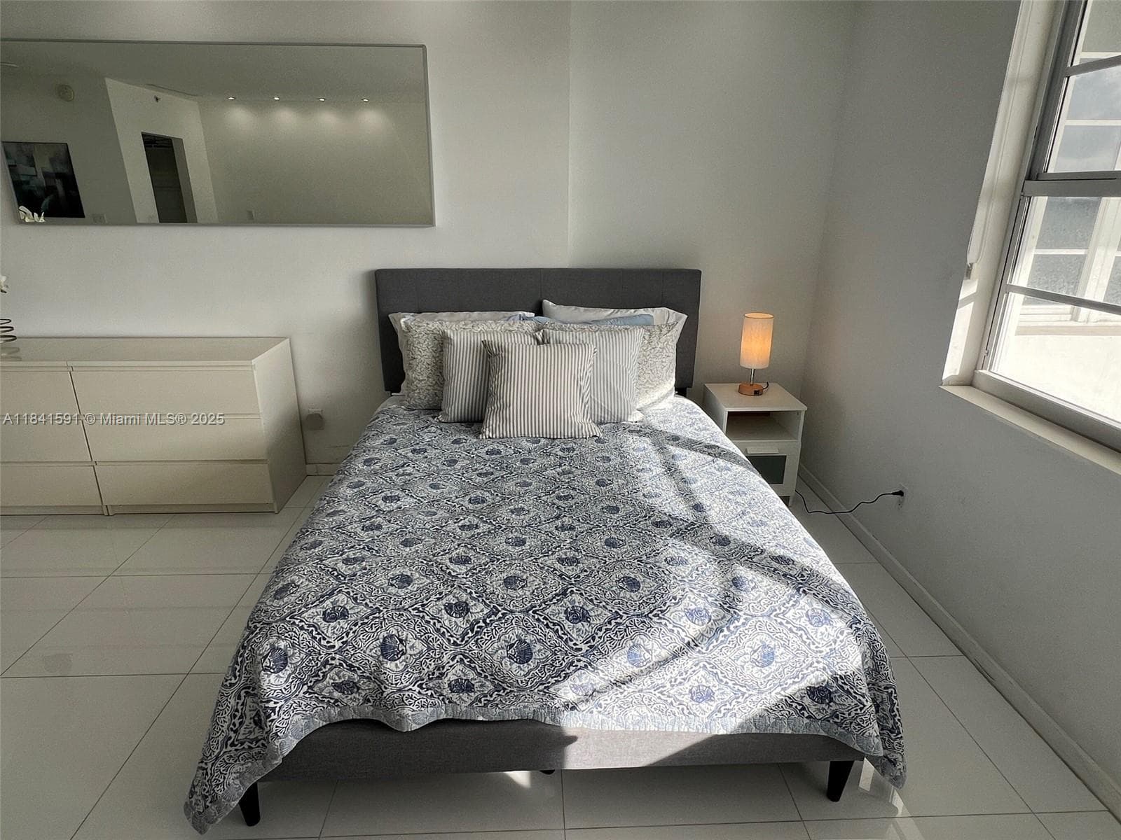 100 Lincoln Rd # 1601, Miami Beach FL 33139 — 12