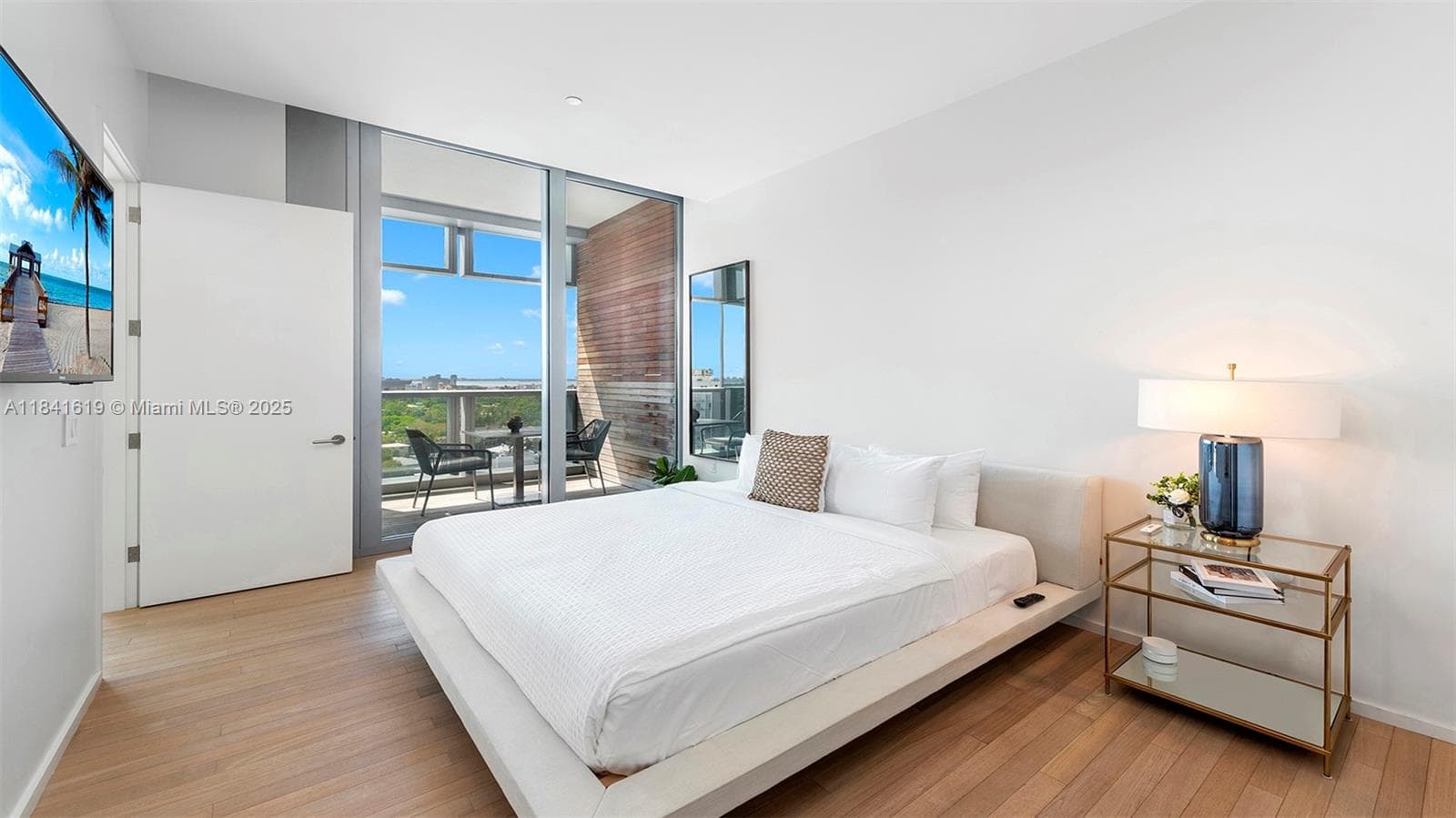 2901 Collins Ave # 1403, Miami Beach FL 33140 — 14