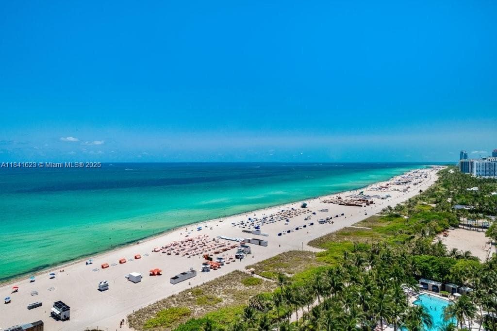 2301 Collins Ave # 625, Miami Beach FL 33139 — 17