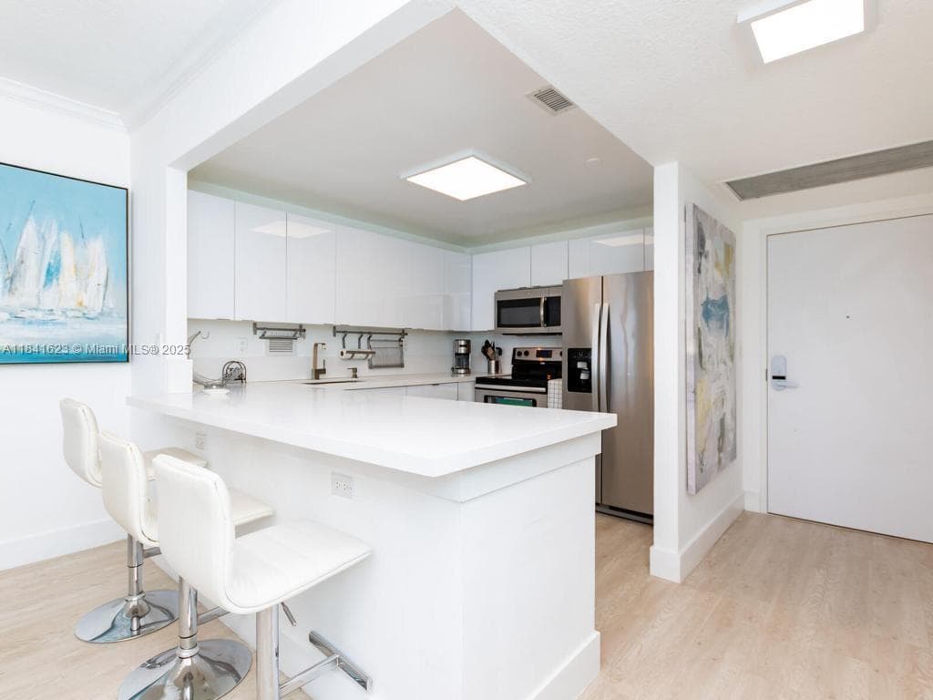 2301 Collins Ave # 625, Miami Beach FL 33139 — 1