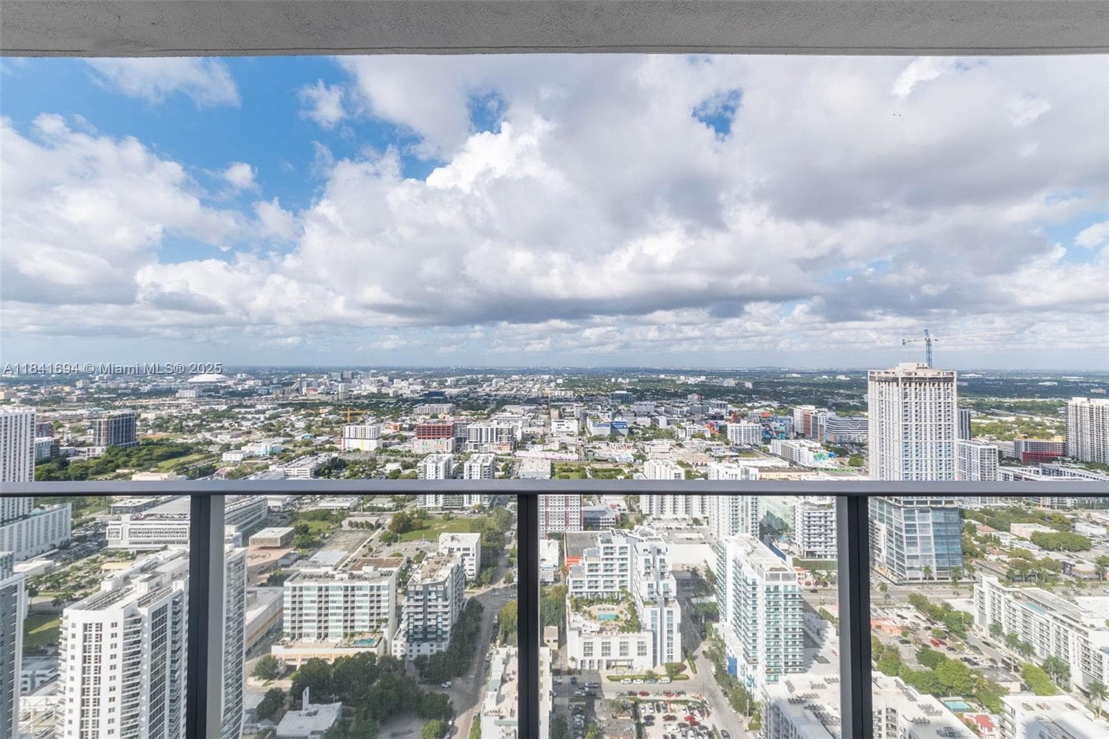 700 NE 24 ST # 5005, Miami FL 33137 — 27