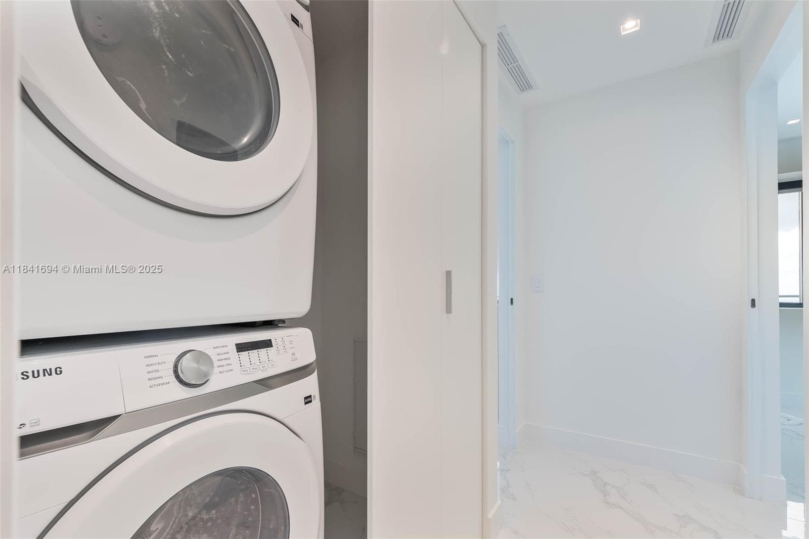 700 NE 24 ST # 5005, Miami FL 33137 — 16