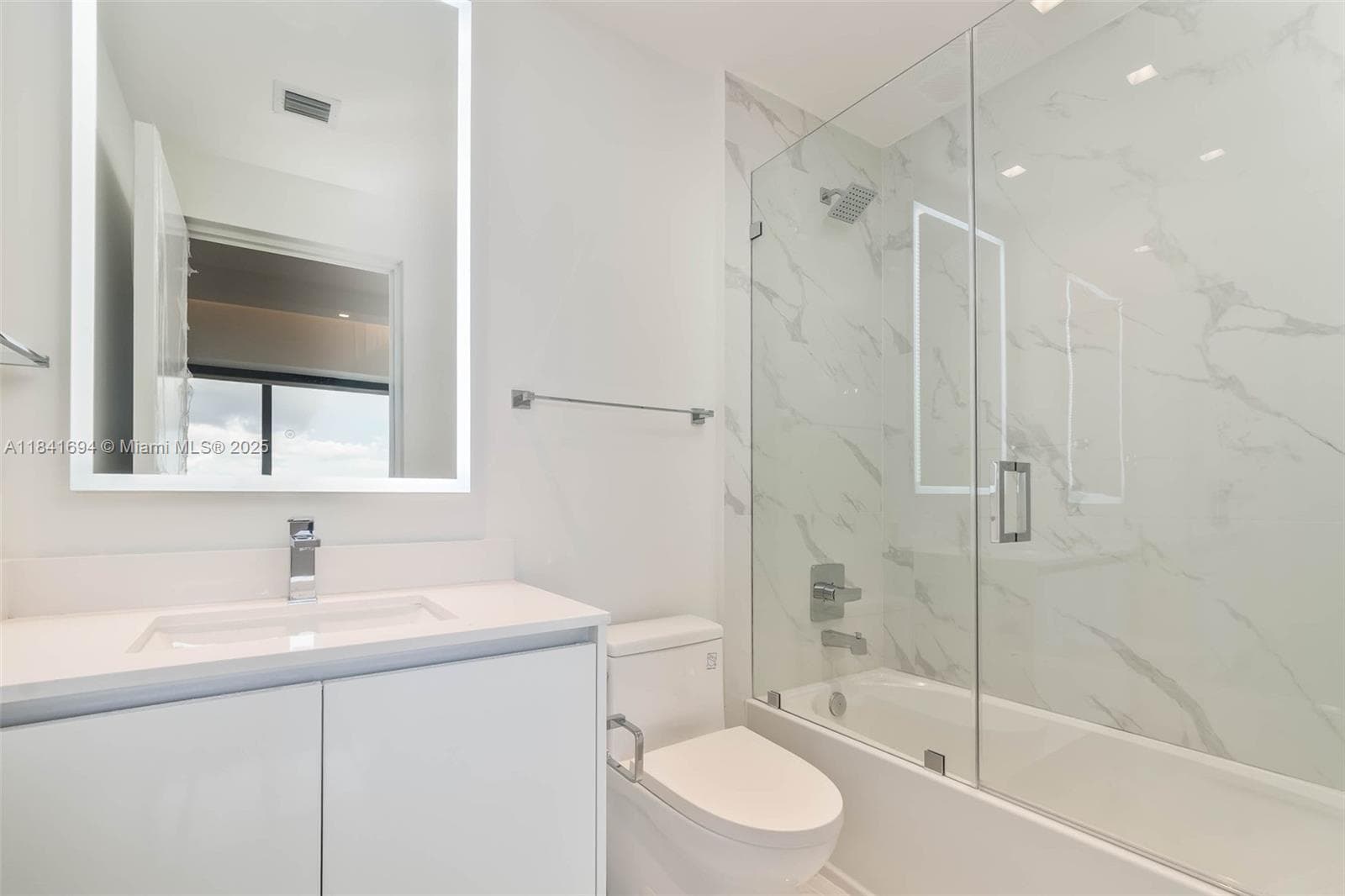 700 NE 24 ST # 5005, Miami FL 33137 — 22