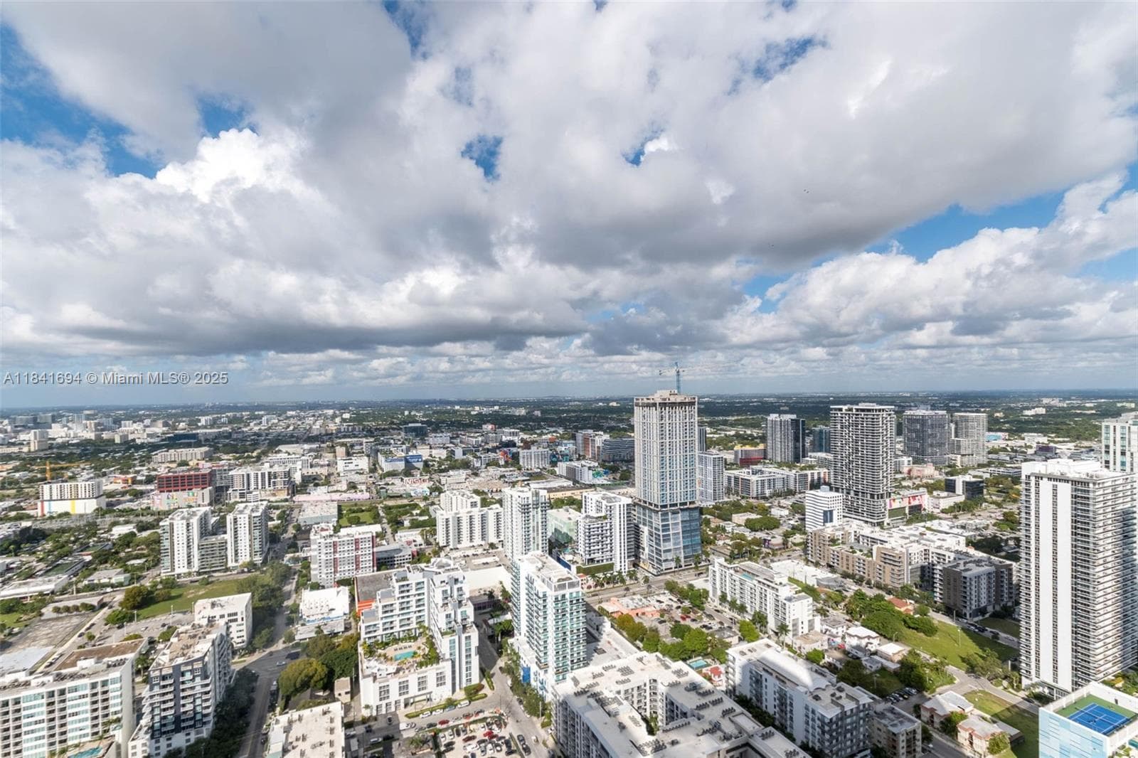 700 NE 24 ST # 5005, Miami FL 33137 — 29