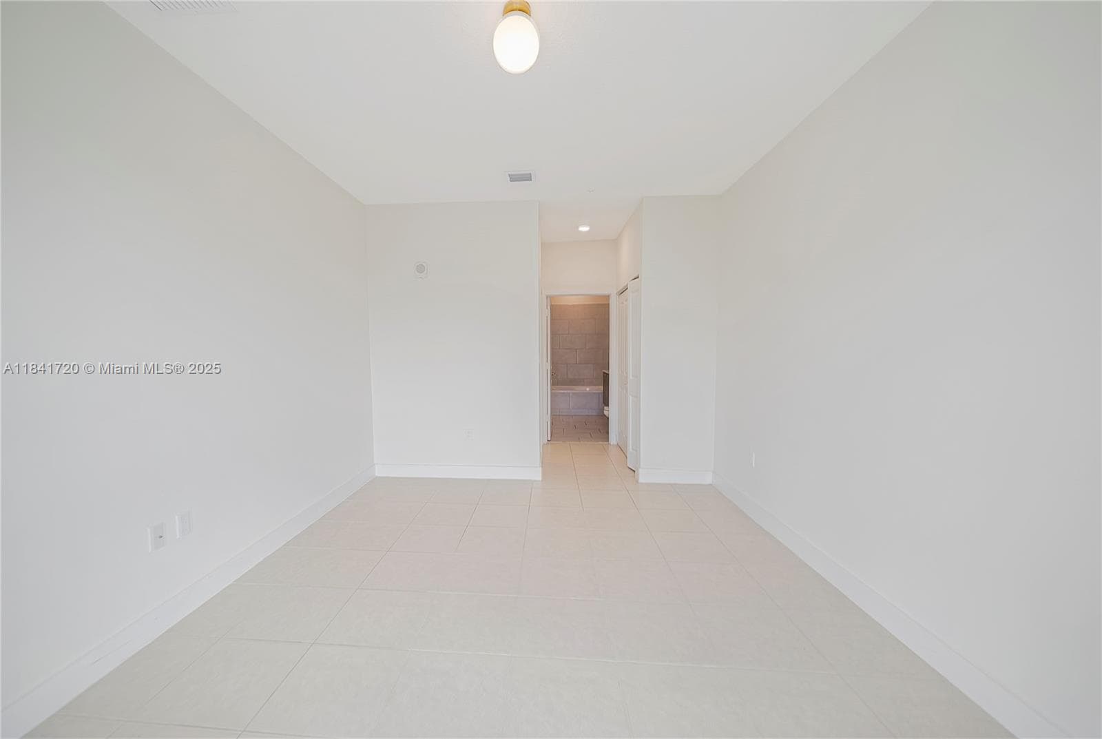 8265 NW 41st St # 202, Doral FL 33166 — 7