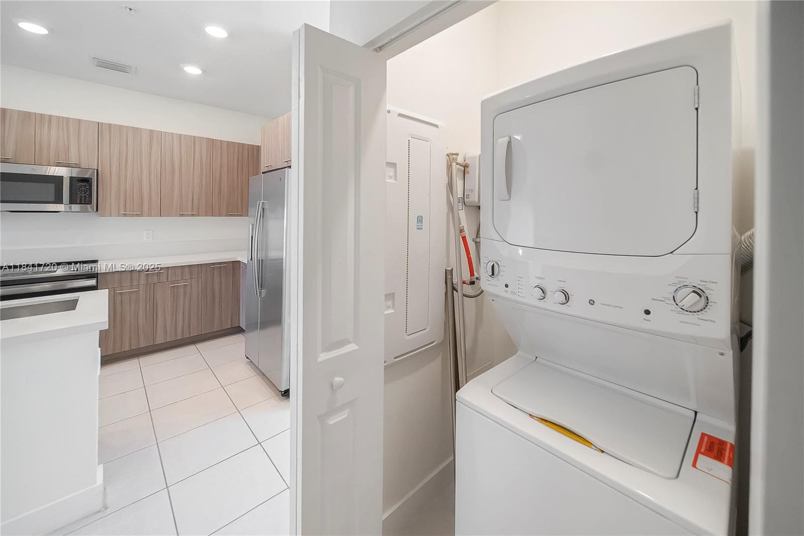 8265 NW 41st St # 202, Doral FL 33166 — 20