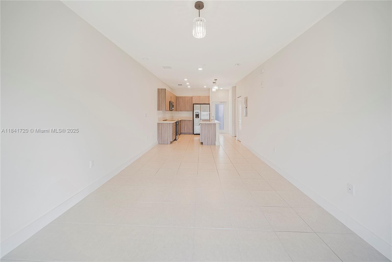 8265 NW 41st St # 202, Doral FL 33166 — 4