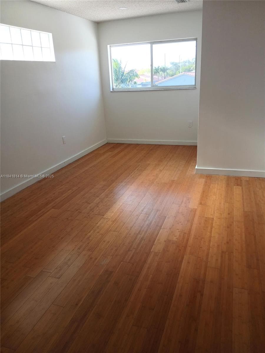 7467 NW 169th Ln, Hialeah FL 33015 — 6