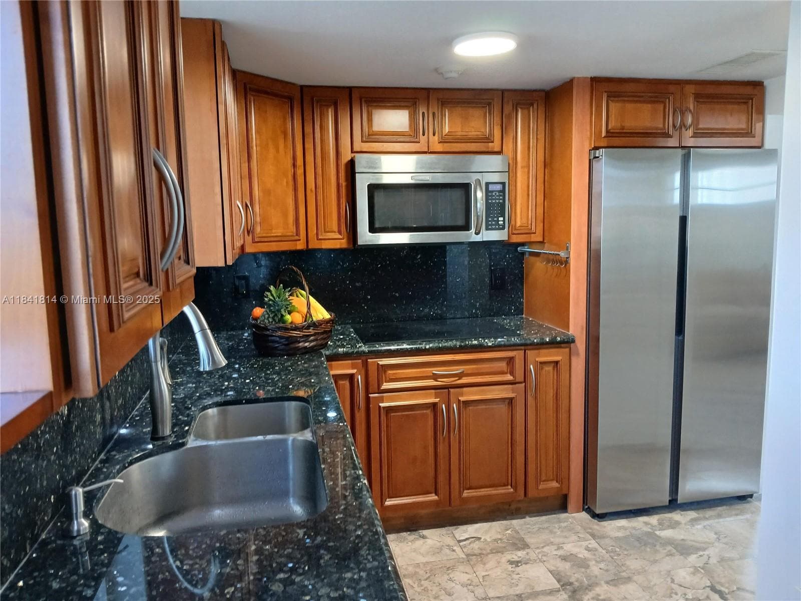 7467 NW 169th Ln, Hialeah FL 33015 — 13