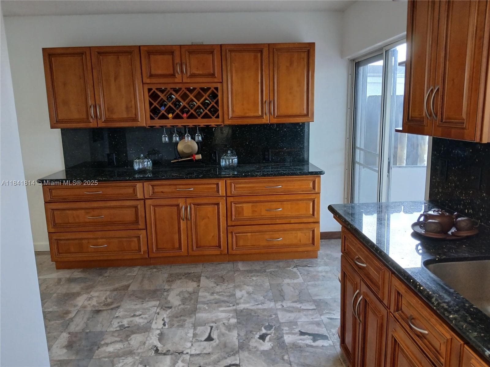 7467 NW 169th Ln, Hialeah FL 33015 — 15