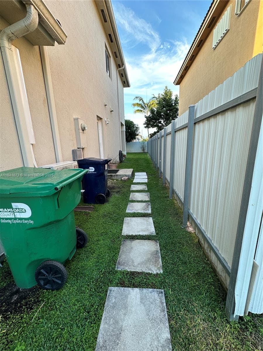 15603 SW 178th St, Miami FL 33187 — 10