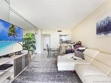 540 Brickell Key Dr # 603, Miami FL 33131 — 4
