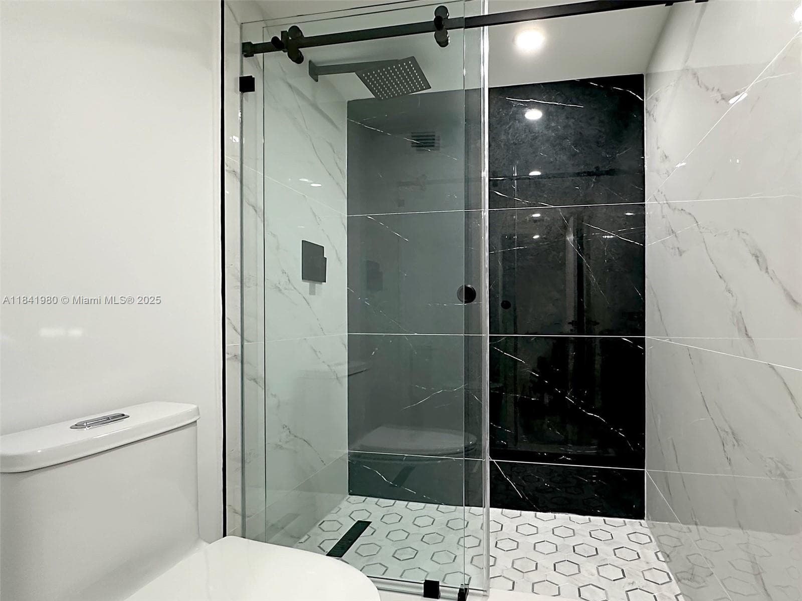 18071 Biscayne Blvd # 1202, Aventura FL 33160 — 20
