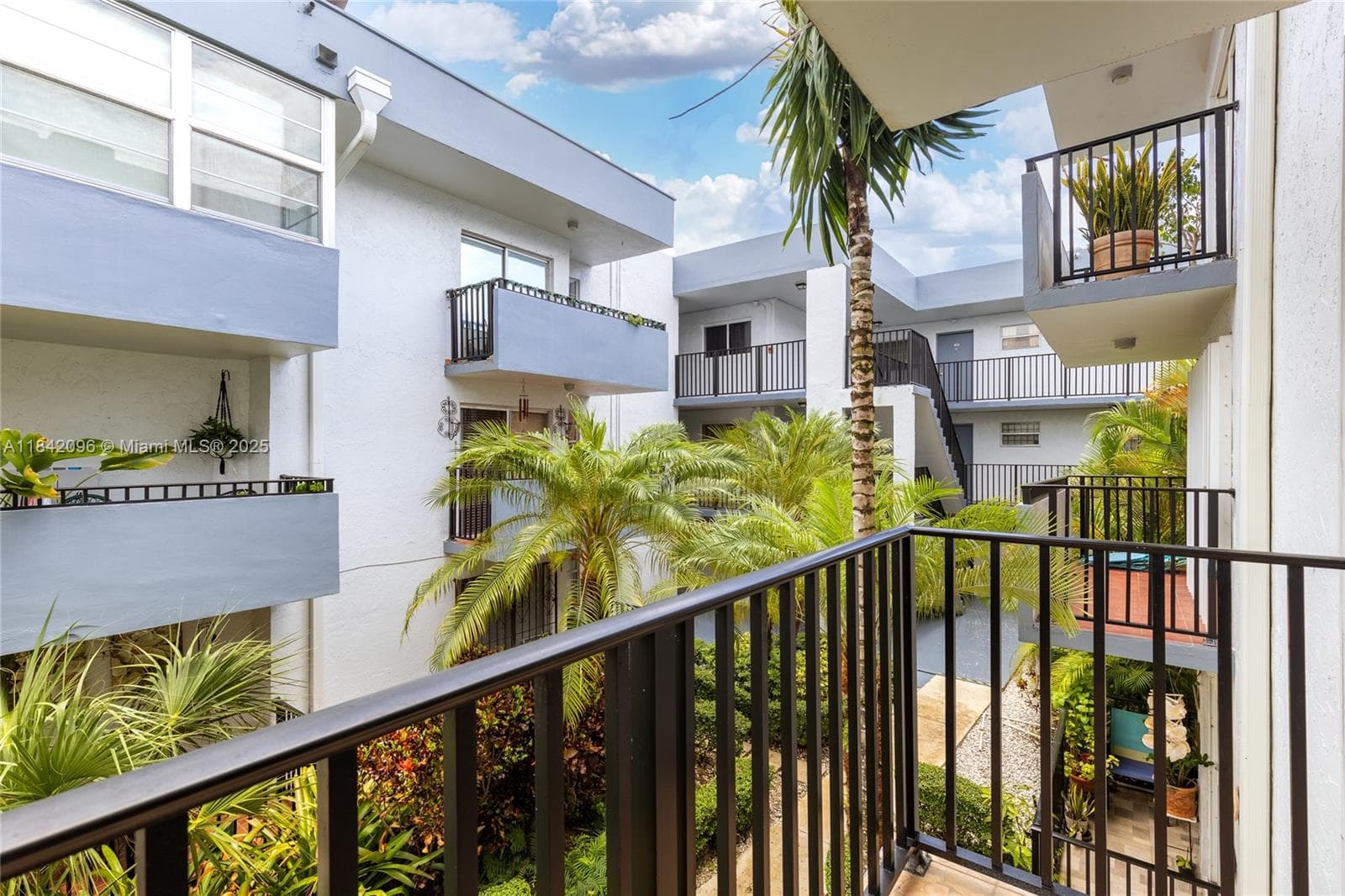 2465 SW 18th Avenue # 3208, Miami FL 33145 — 7
