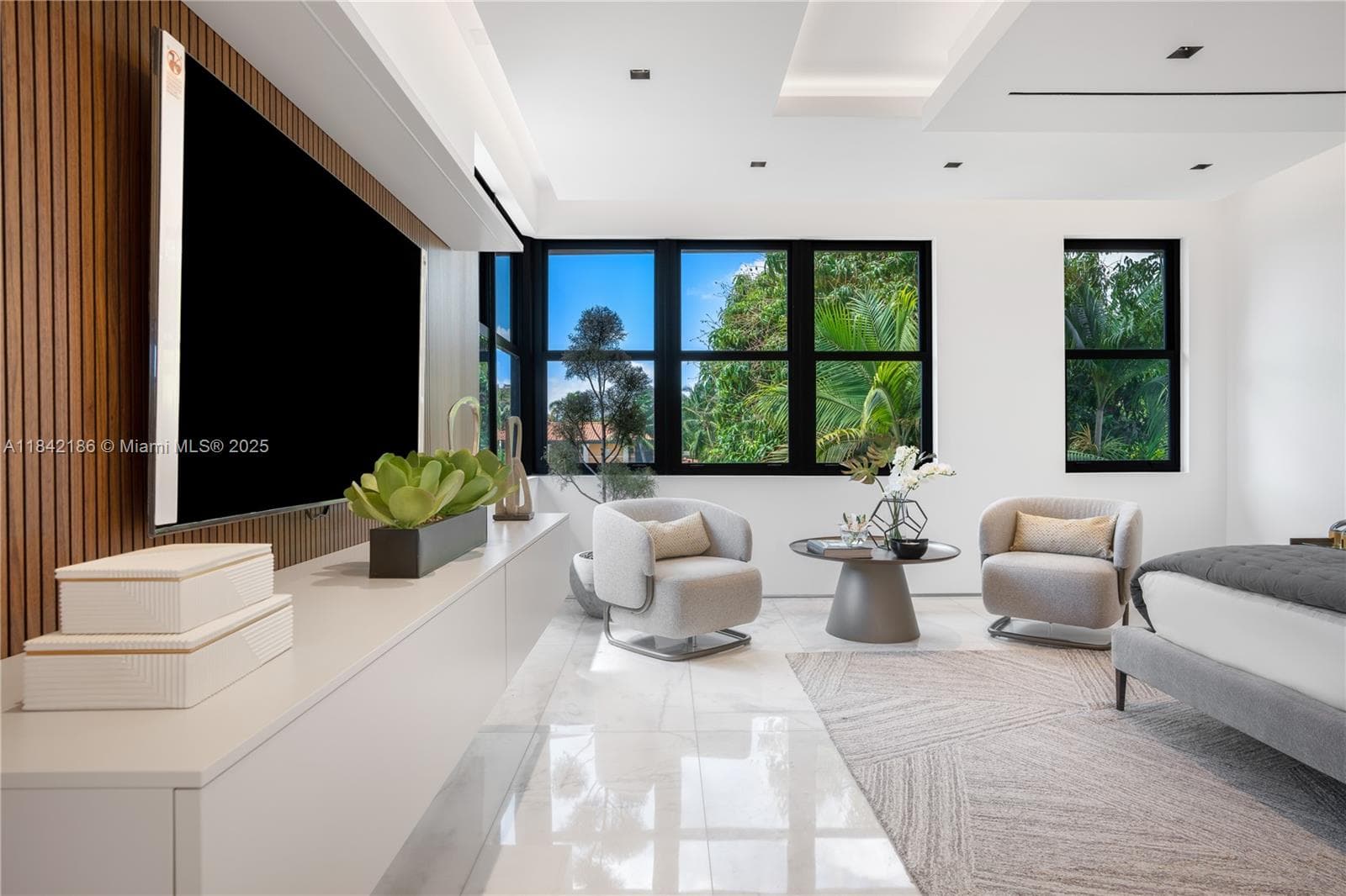 4241 Palm Ln, Miami FL 33137 — 50