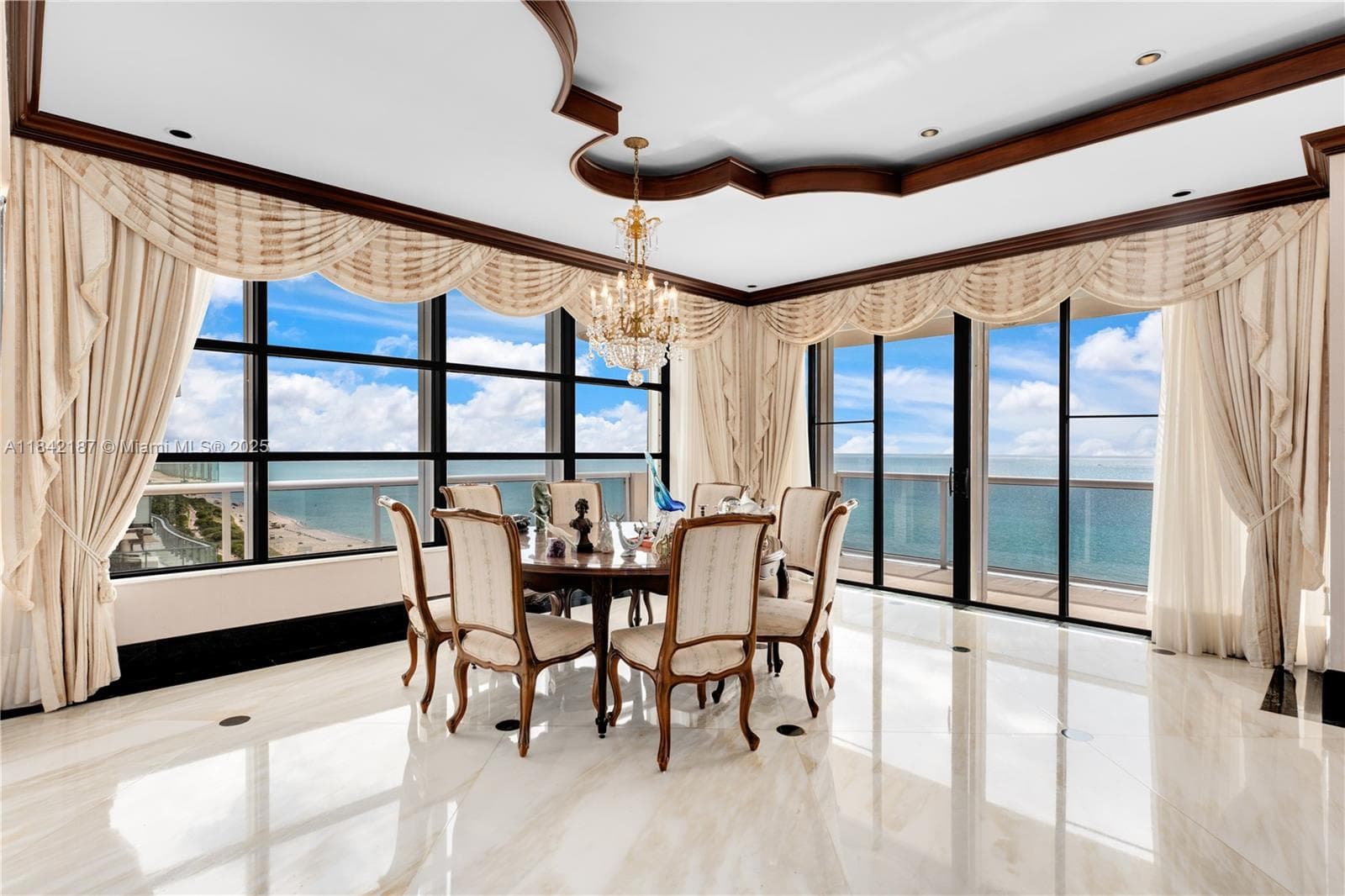 5757 Collins Ave # 4, Miami Beach FL 33140 — 7