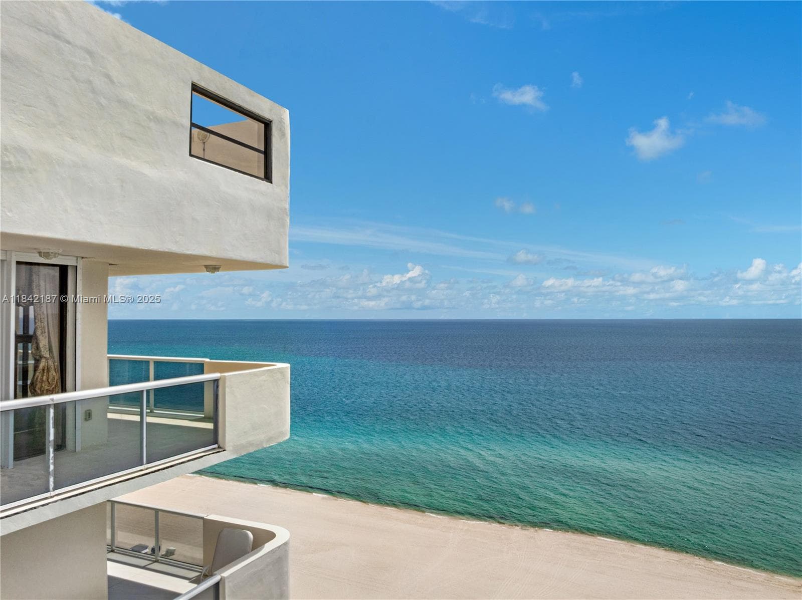 5757 Collins Ave # 4, Miami Beach FL 33140 — 1