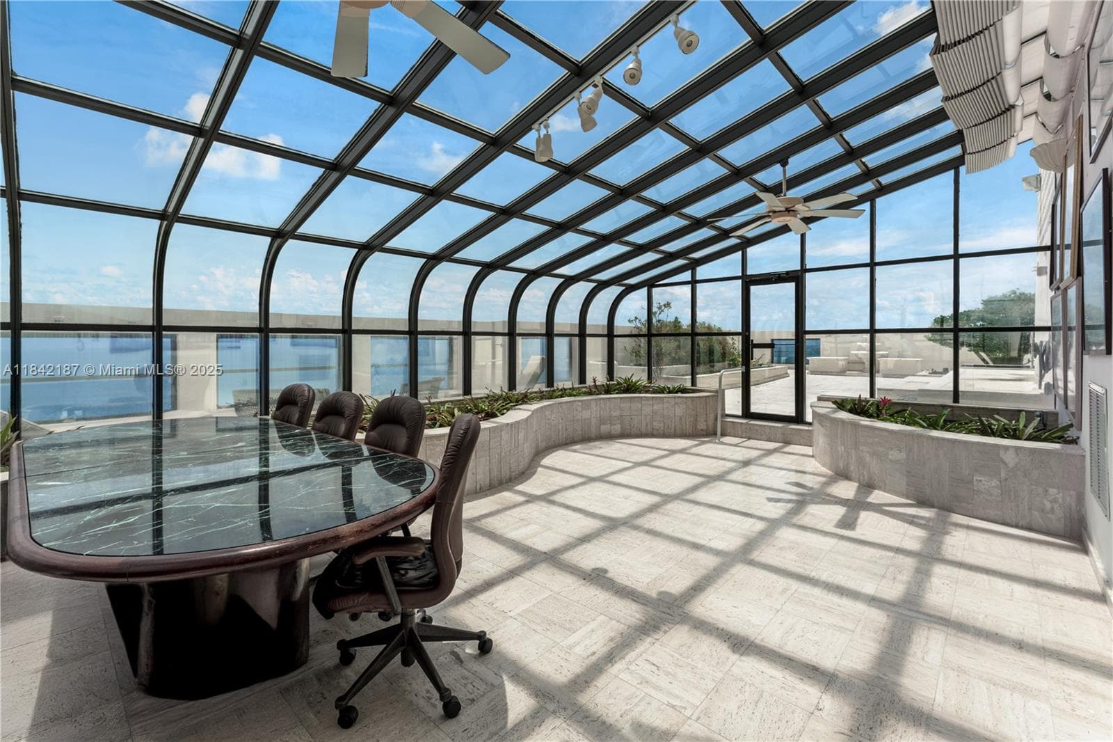 5757 Collins Ave # 4, Miami Beach FL 33140 — 5