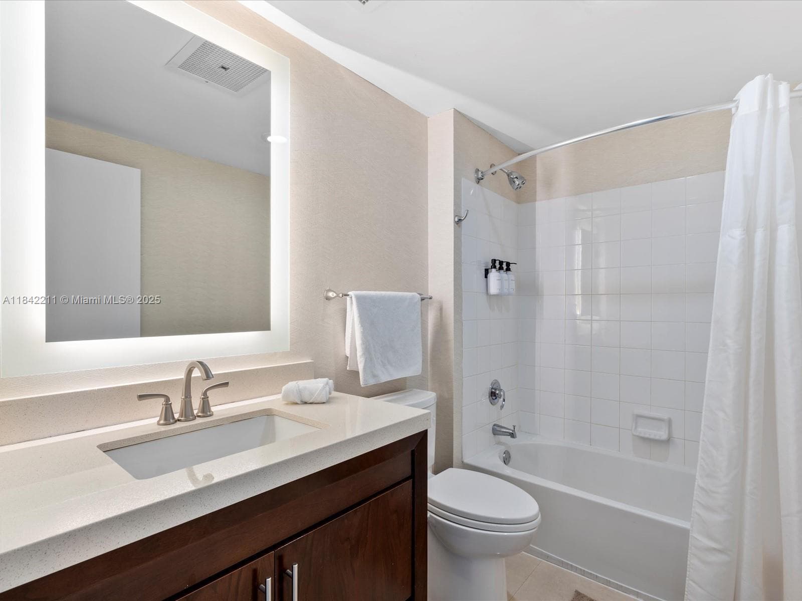 17375 Collins Ave # 808, Sunny Isles Beach FL 33160 — 20